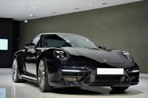 Porsche 992 — poza 2
