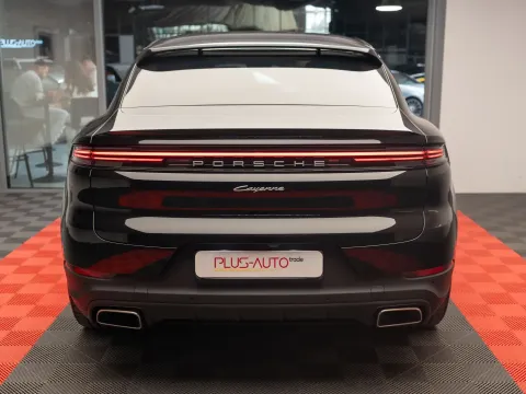 Porsche Cayenne — poza 3