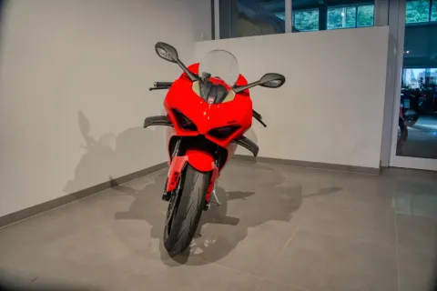 Ducati Panigale V4 — poza 2