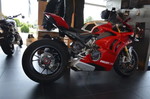 Ducati Panigale V4 R — poza 3
