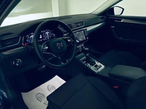 Skoda Superb — poza 2