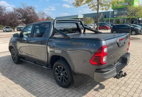Toyota Hilux — poza 3