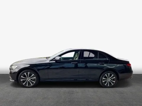Mercedes-Benz E 300 — poza 3