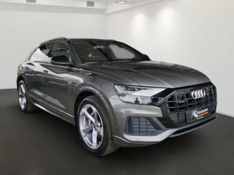 Audi Q8 — poza 2
