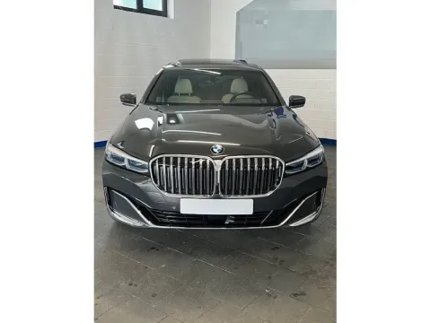 BMW 745 — poza 2