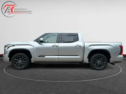 Toyota Tundra — poza 2