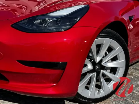 Tesla Model 3 — poza 2