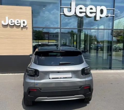 Jeep Avenger — poza 3